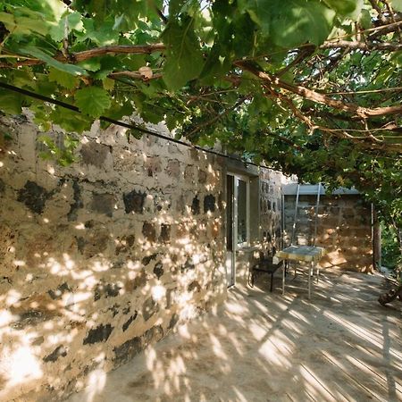 B&B Ruzan Yeghegnadzor Exterior photo